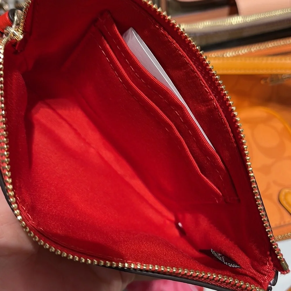 Coach Corner Zip Wristlet With Mini Vintage Rose Print IM/Miami Red Multi